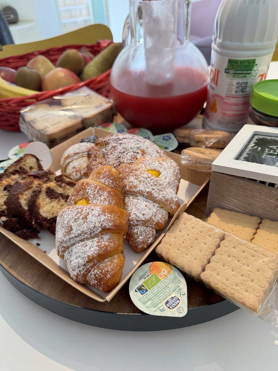 residence-del-lago-colazione-in-appartamento